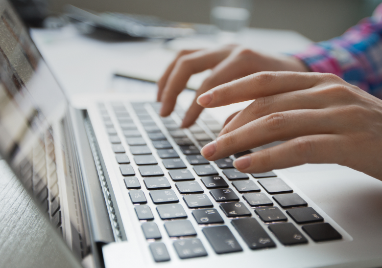 Apple iPhone 15 Carousel 1