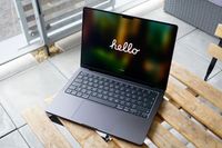 MacBook M4 Carousel 4